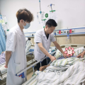 “立刻手術(shù)！” 隨州市中心醫(yī)院多學(xué)科協(xié)作為85歲老人搶回生機(jī)